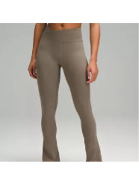 NWT Lululemon Align Assymmetrical-Waist Mini-Flared Pant 32"
